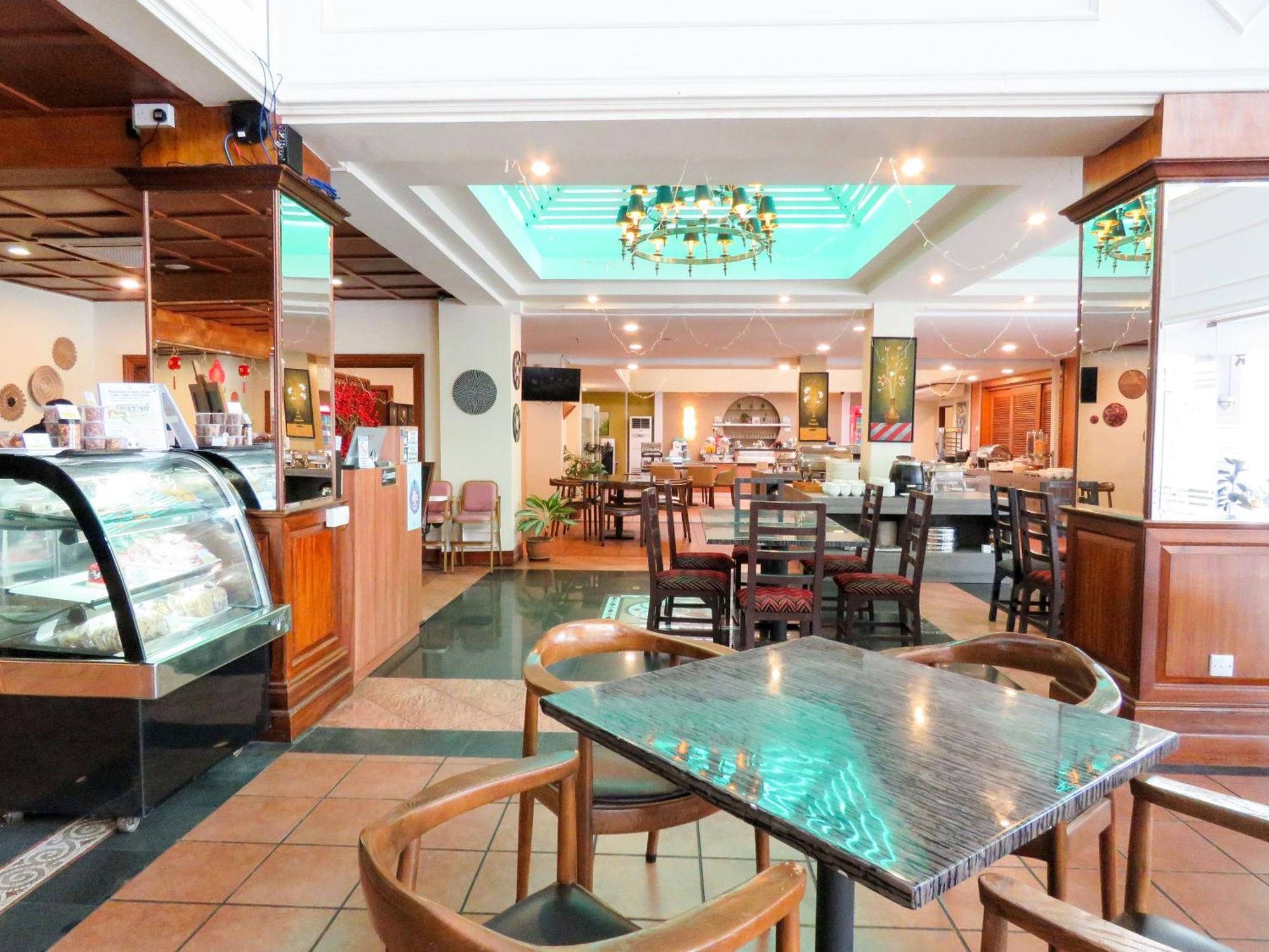 Starlodge Kampong Jerudong Екстер'єр фото