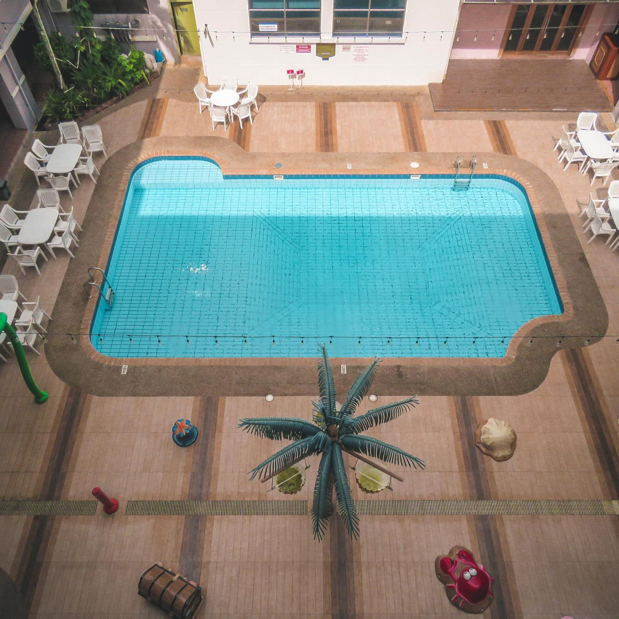 Starlodge Kampong Jerudong Екстер'єр фото