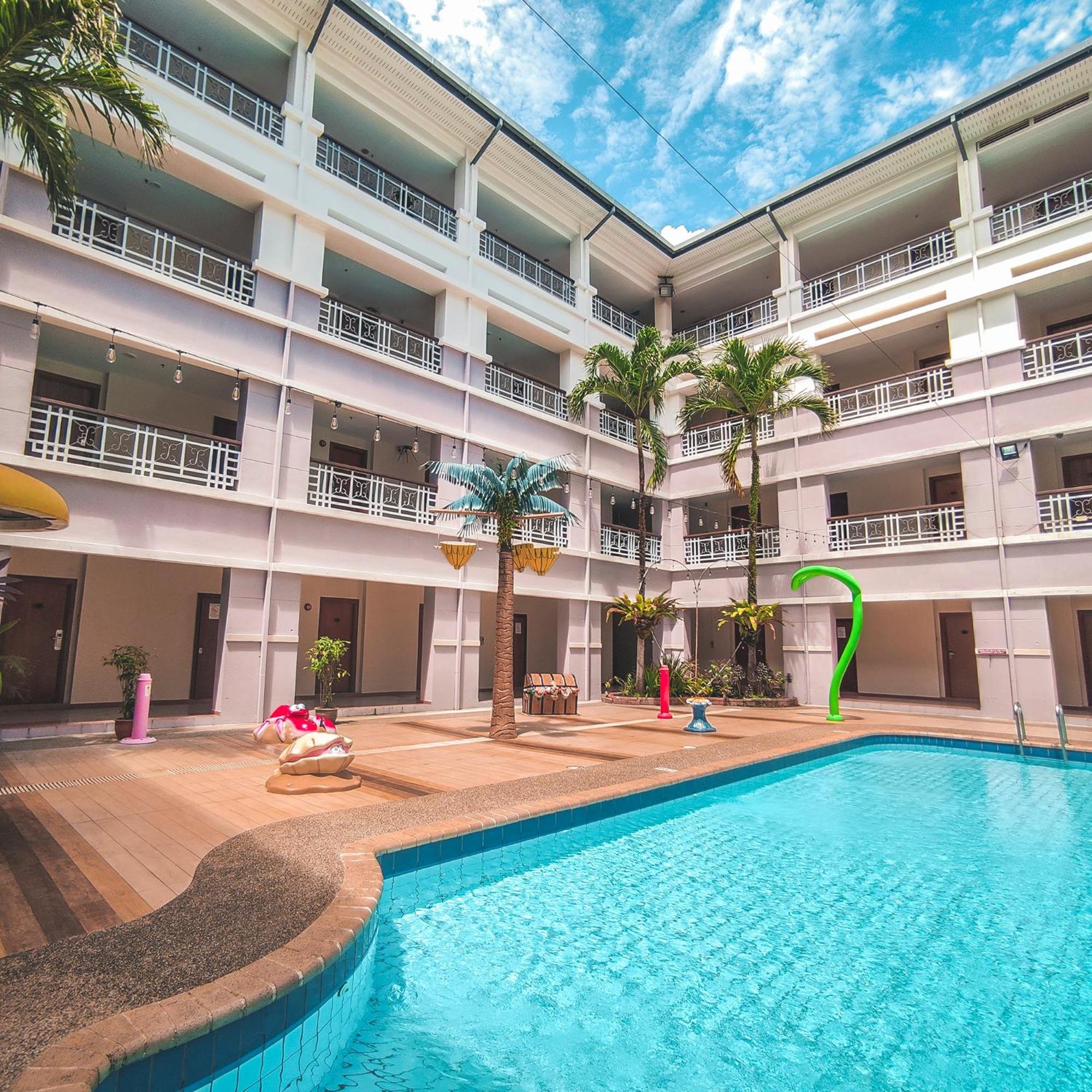 Starlodge Kampong Jerudong Екстер'єр фото